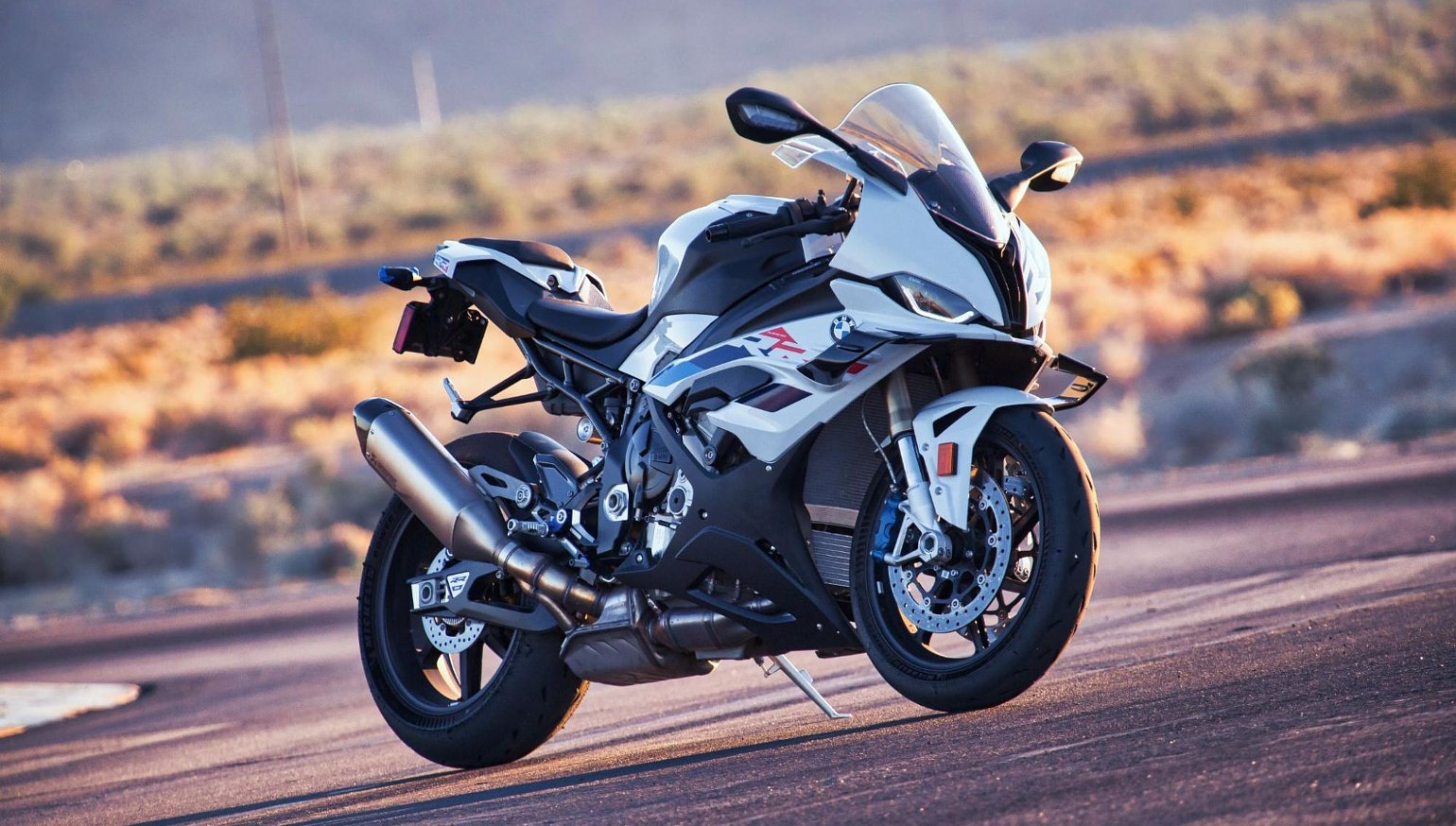 2024 BMW S 1000 RR: A Comprehensive Overview of Specs and Cutting-Edge Features